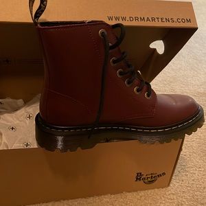 Beautiful NEW Dr. Airwair Martens